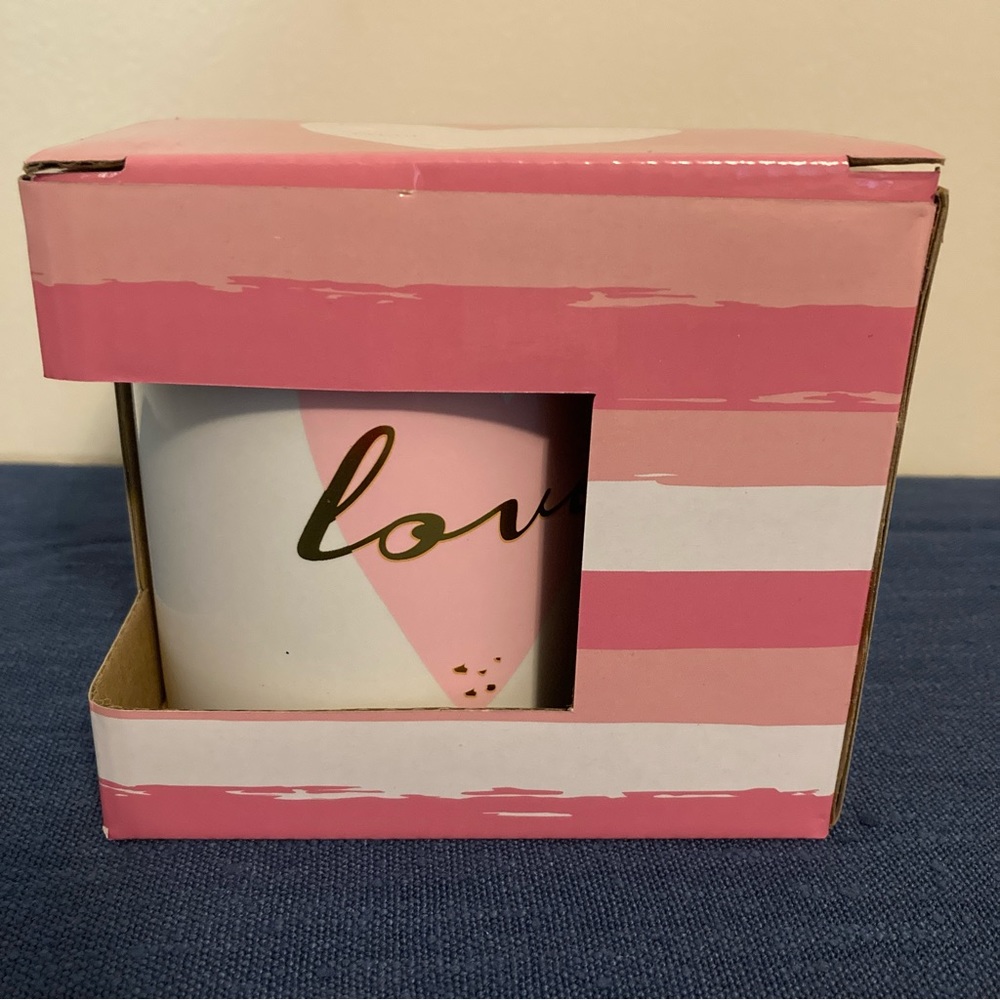 Flomo Valentines Day Mug White with Pink Heart and Gold Love Design